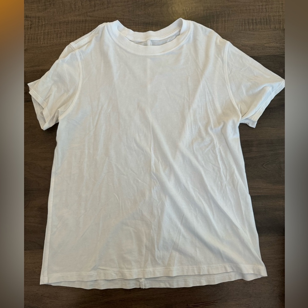 Lululemon T-Shirt